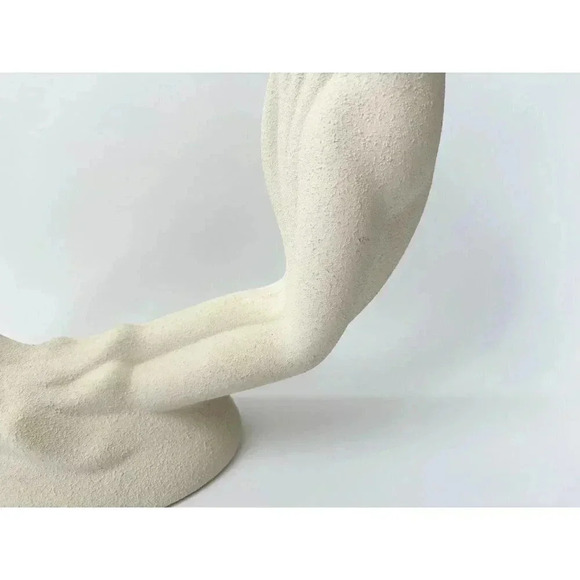 Vintage Midcentury Modern Haeger White Textured Cirlce of Love Eternity Figure - Picture 6 of 10